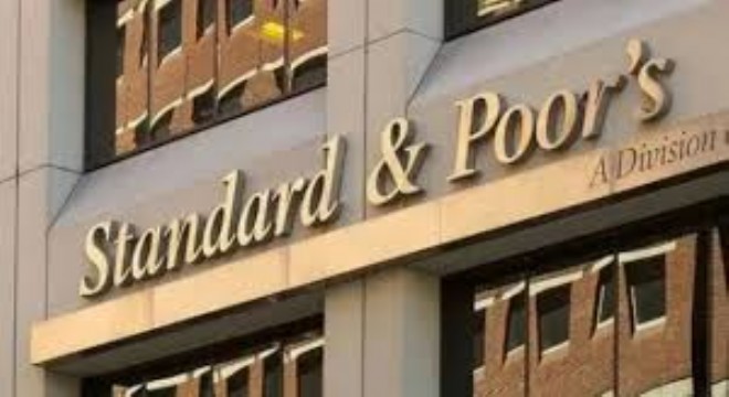 S&P Türkiye nin Kredi Notunu BB- Seviyesine Yükseltti