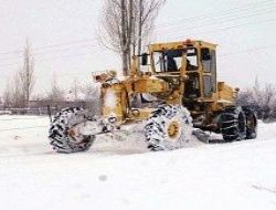 42 köy yolu ulaşıma kapandı