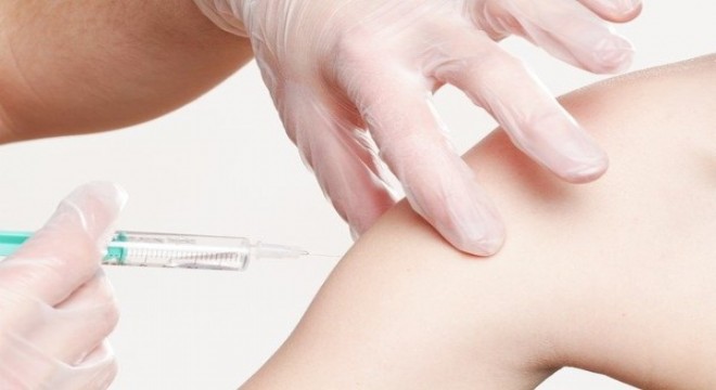 42 milyon kişi ilk doz aşısını yaptırdı