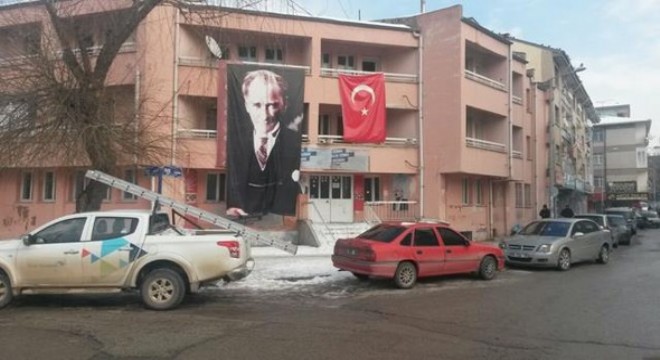 AK Parti alkışladı CHP salonu terk etti