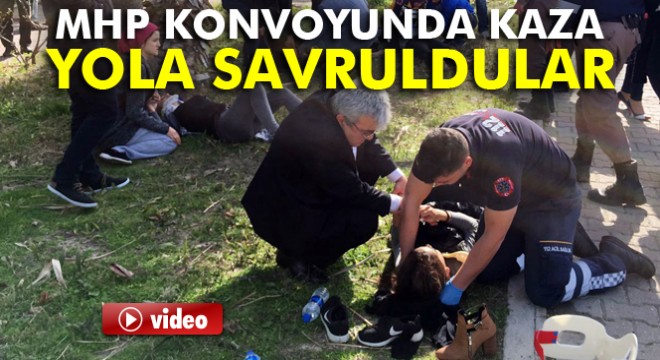 Antalya da MHP konvoyunda kaza: 4 yaralı