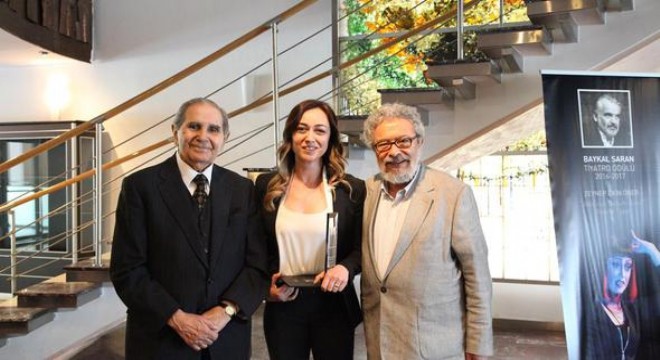 Baykal Saran Tiyatro Ödülü Öner’in