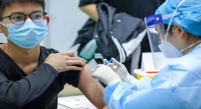 Beijing’de 520 bin üniversite öğrencisi Covid-19 aşısı oldu