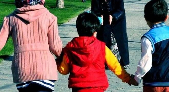 Çoğunluğu Türk 84 bin çocuk ailesinden koparıldı