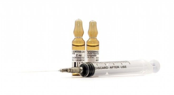 Covid-19 aşısı olana market ve AVM çeki hediye ediliyor