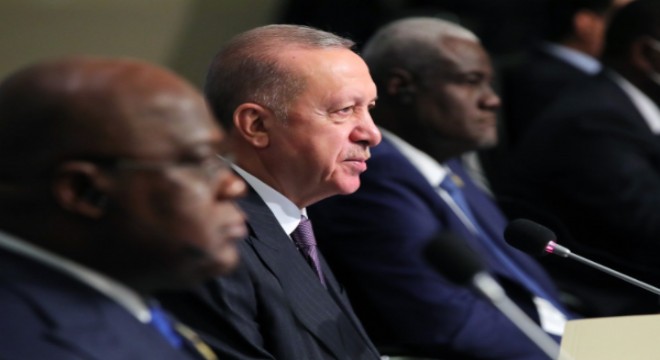 Cumhurbaşkanı Erdoğan, Afrika liderleriyle basın toplantısı düzenledi
