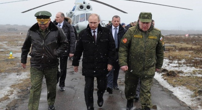 Devlet Başkanı Vladimir Putin in 2018-2027 devlet silahlanma bütçesini onayladı