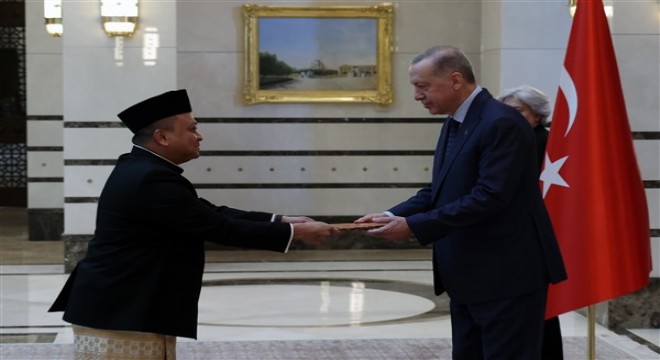 Endonezya Büyükelçisi Purnama, Cumhurbaşkanı Erdoğan a güven mektubunu sundu