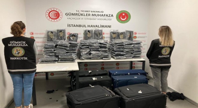 İstanbul Havalimanı nda 155 kilogram uyuşturucu ele geçirildi