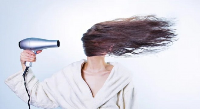Saçınızın sağlığı için gün aşırı yıkamayın
