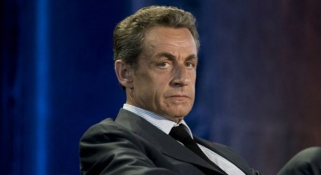 Sarkozy ve Valls’dan İslam düşmanlığı