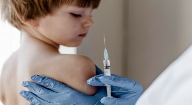 TTB Türkiye de COVID-19 aşısı acil kullanım şartlarını açıkladı