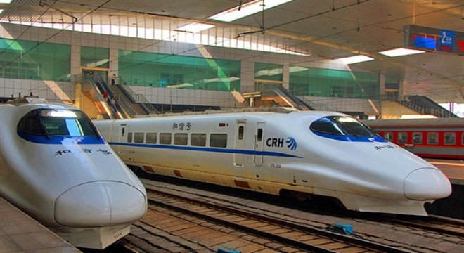 Xinjiang’ın başkenti Urumqi, ülkenin en büyük hızlı tren ağına katıldı
