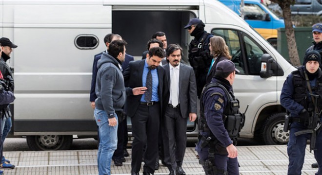 Yunanistan dan idari gözaltı sürelerini uzatan yasal düzenleme