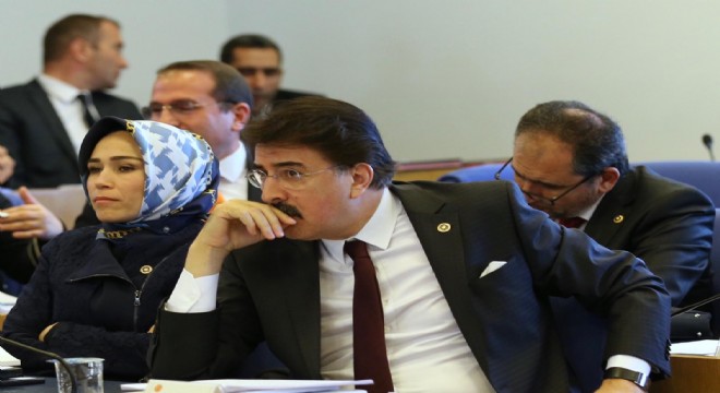 Aydemir ABD nin Avrupa daki Müdahalelerini değerlendirdi