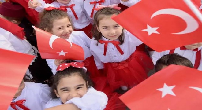 Cumhuriyet in 103. yılı törenlerle kutlandı