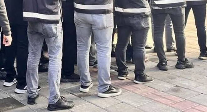 FETÖ nün güncel yapılanmasına yönelik operasyonunda 3 gözaltı