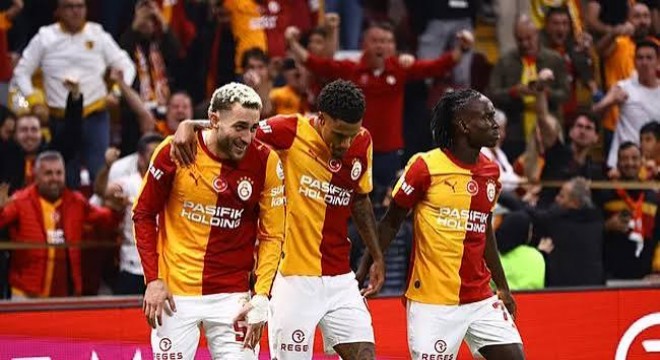 Galatasaray, Şampiyonlar Ligi nde Barcelona yı konuk edecek