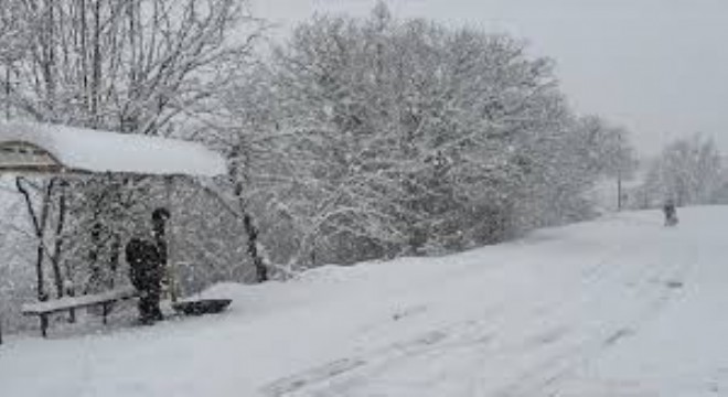 Kar ve Soğuk Hava Etkisini Sürdürüyor