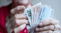 Yaşlı ve Engelli Aylıkları Hesaplara Yatırılmaya Başladı
